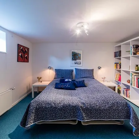 Bed & Bath بيت ضيافة 2*